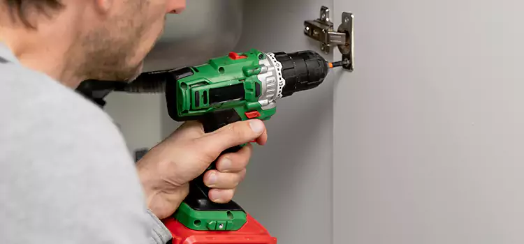Commercial Door Hinge Repair Hamtramck